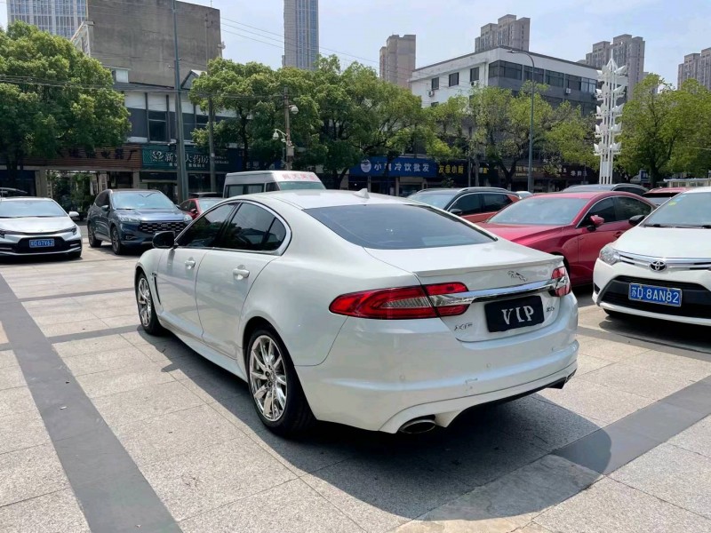 苏州13年捷豹XF7