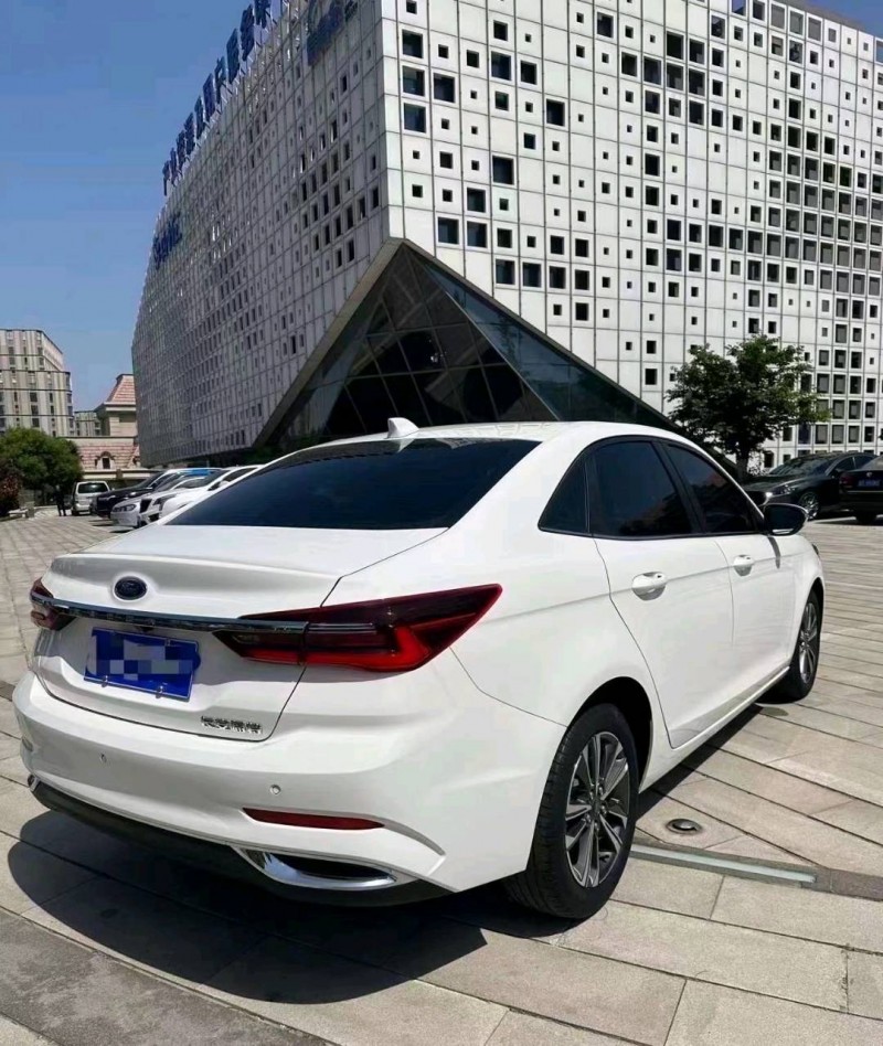 枣庄21年福特福睿斯4