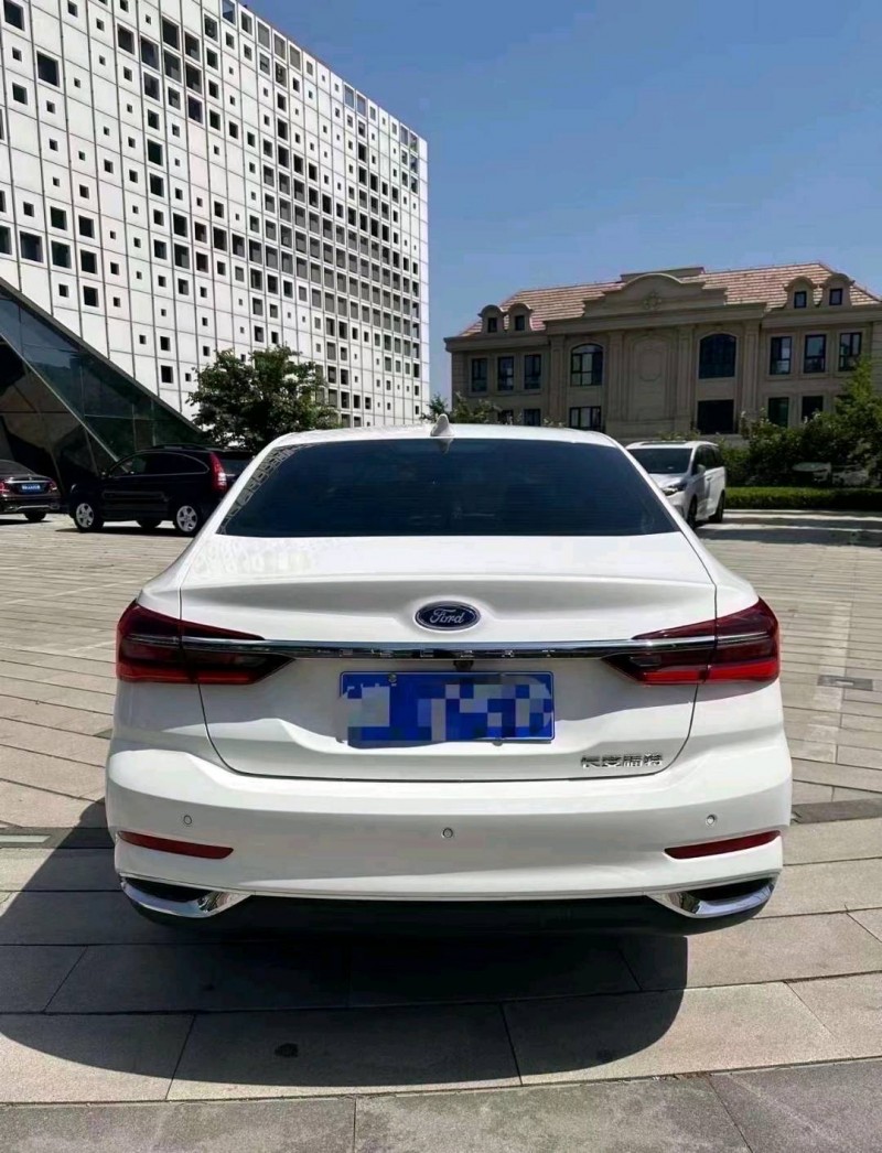 枣庄21年福特福睿斯5