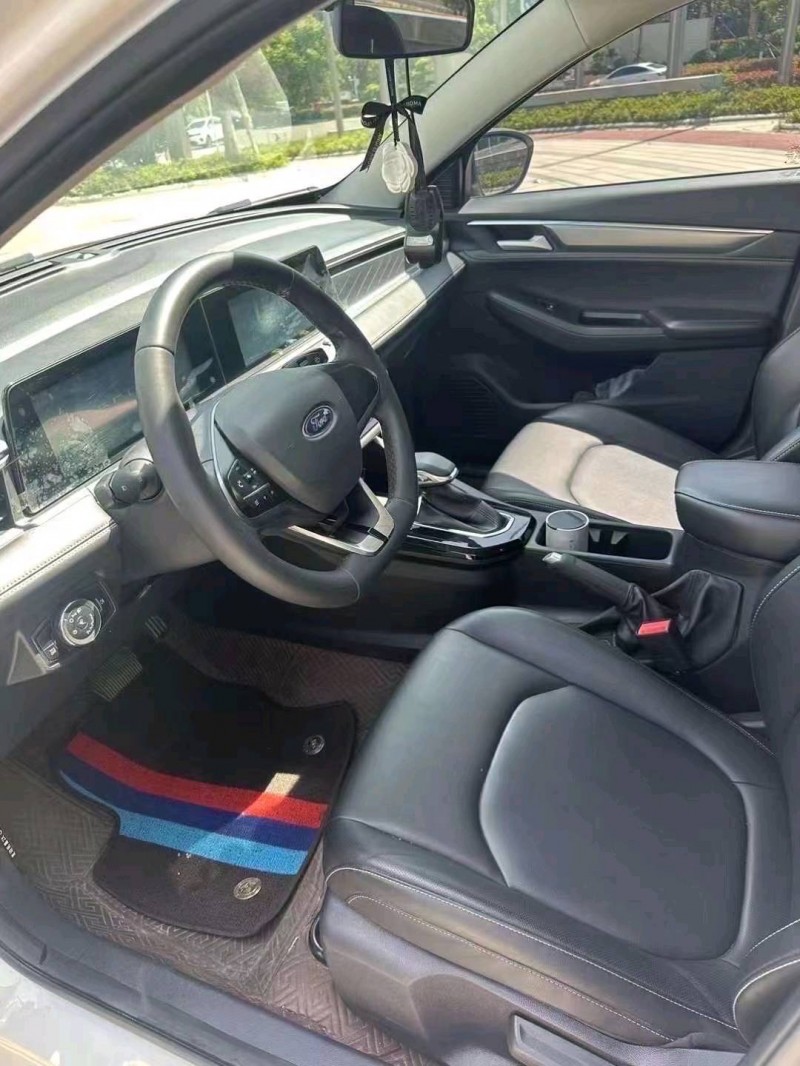 枣庄21年福特福睿斯9