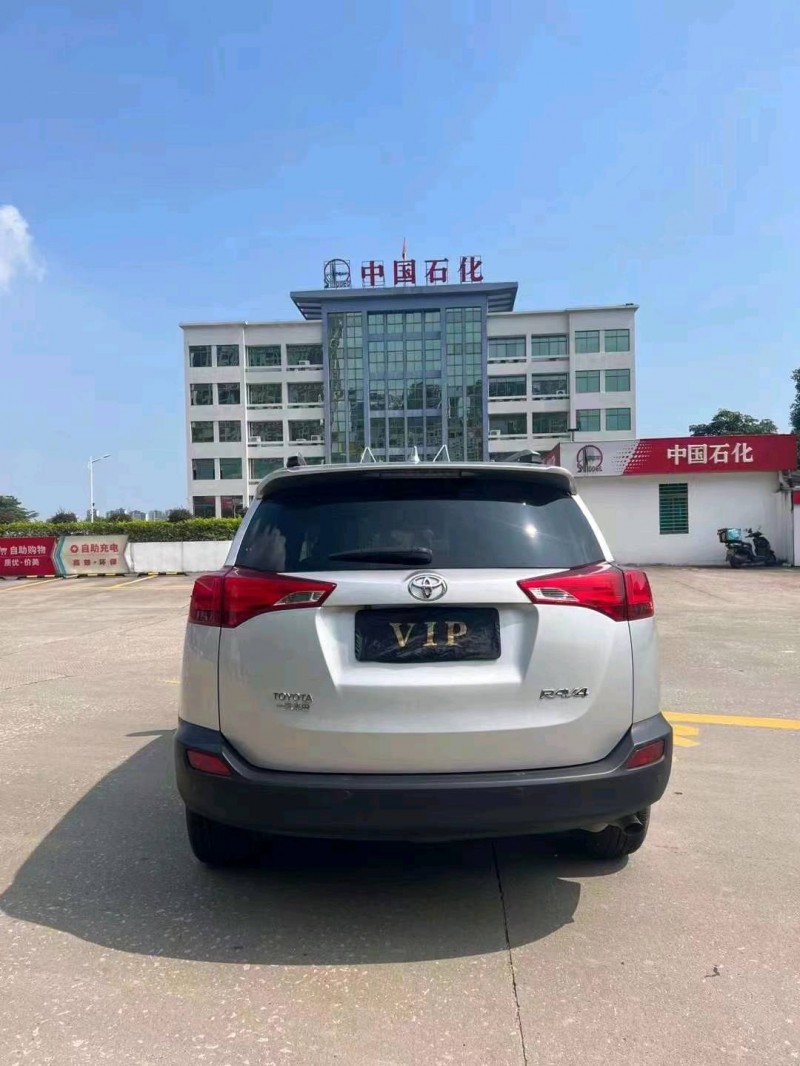 汕头16年丰田RAV43