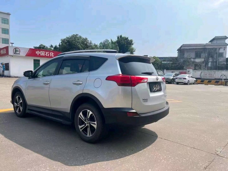 汕头16年丰田RAV44