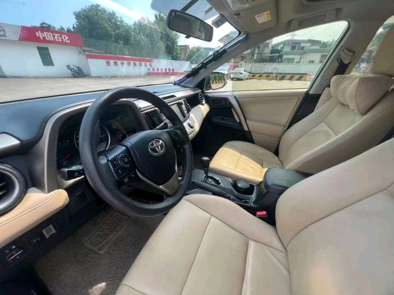 汕头16年丰田RAV45