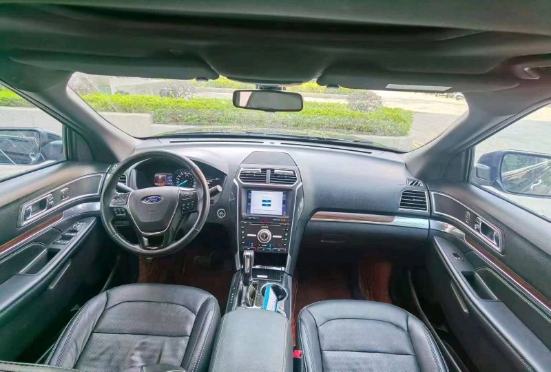 汕头18年福特探险者4