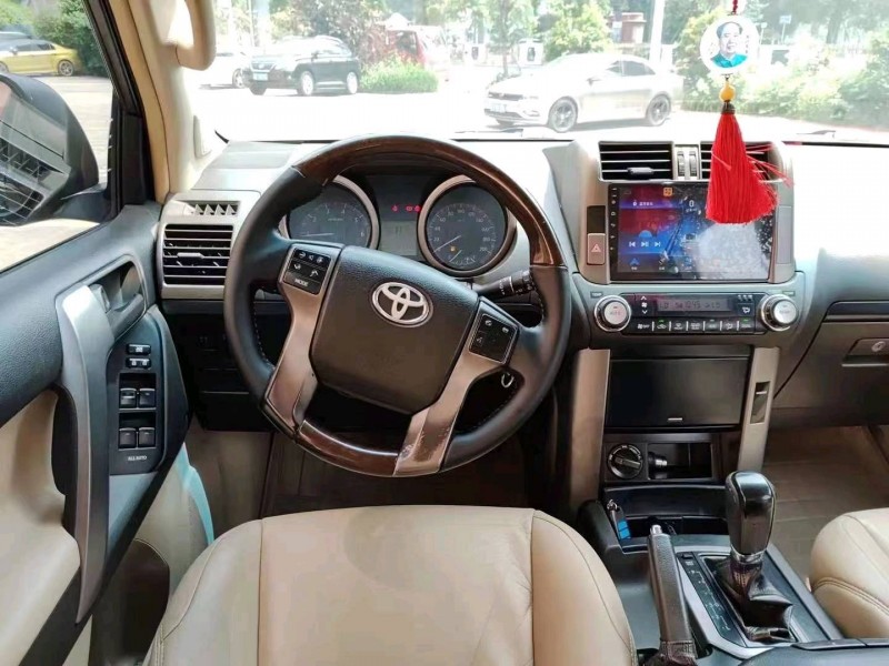 韶關11年豐田普拉多5