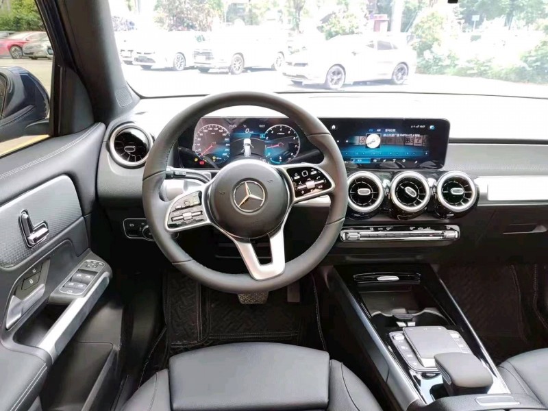 汕头22年奔驰GLB5