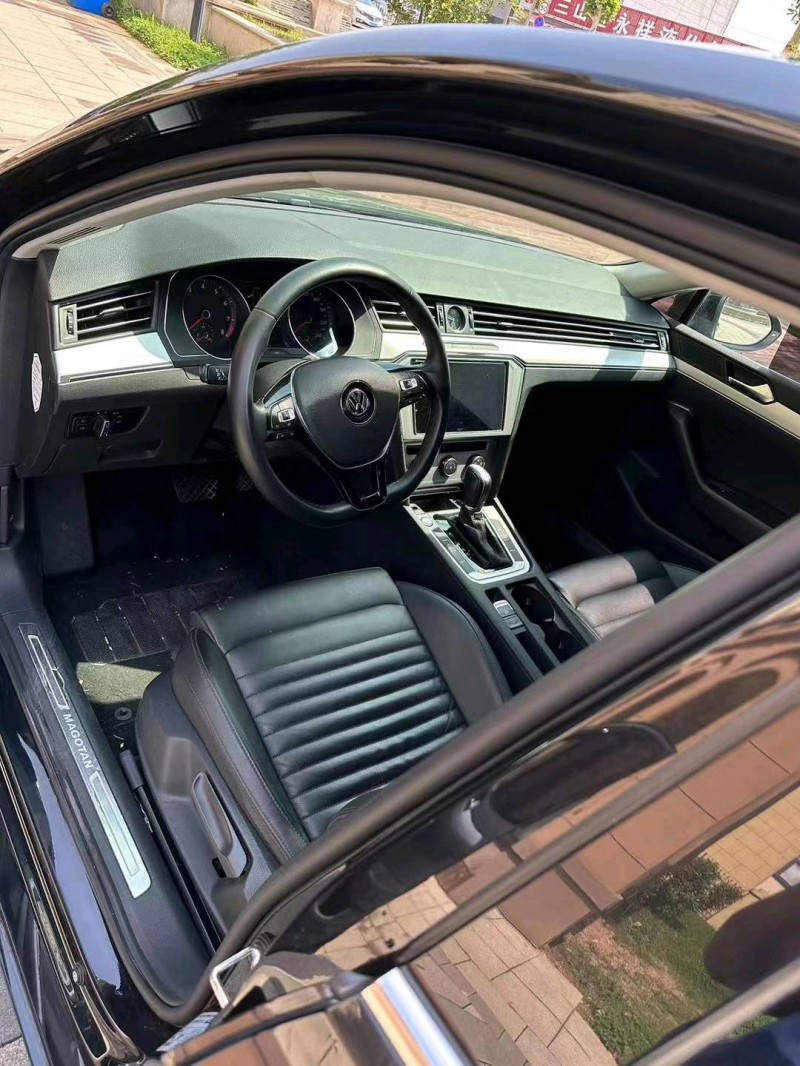 潍坊19年大众迈腾9