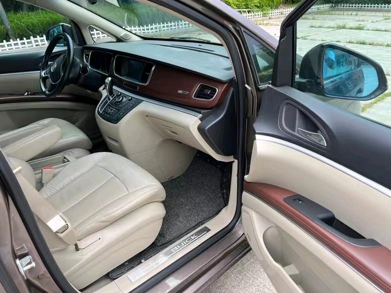 盐城16年别克GL86