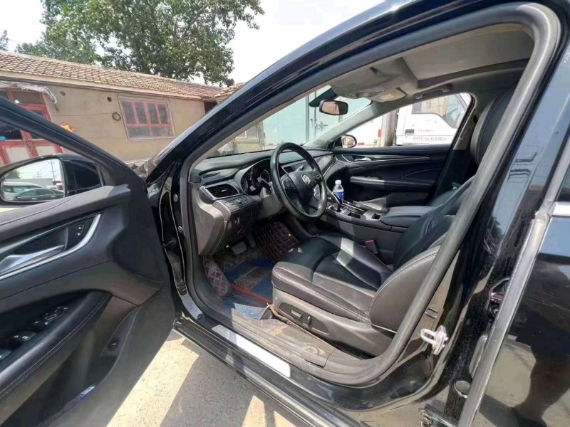 邯郸19年别克君越4