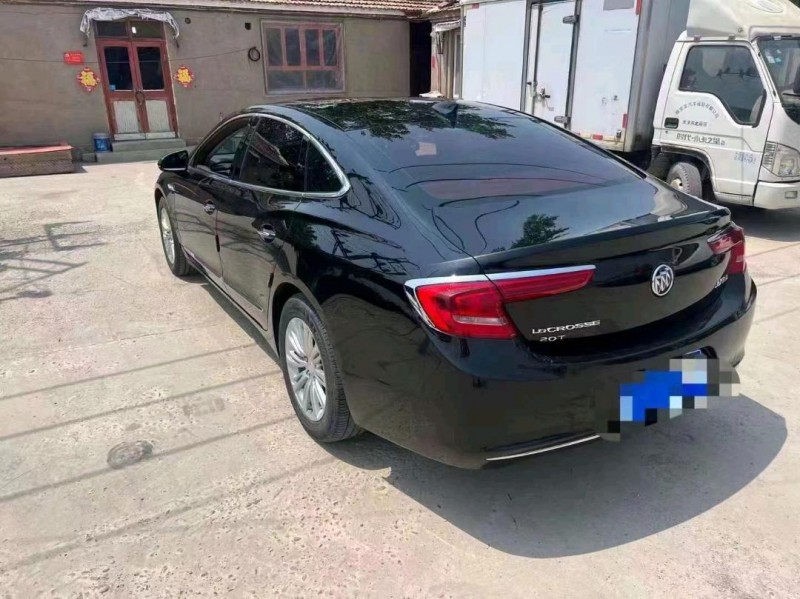 邯郸19年别克君越8