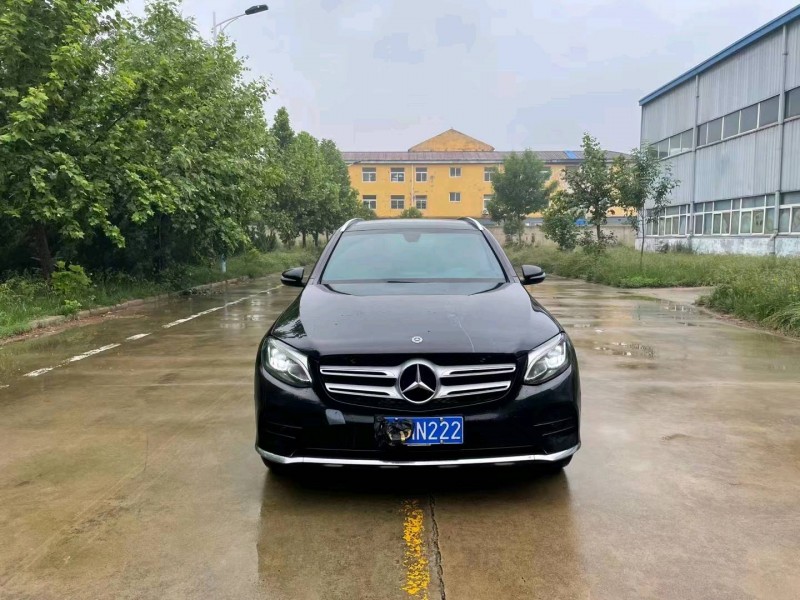 枣庄17年奔驰GLC1