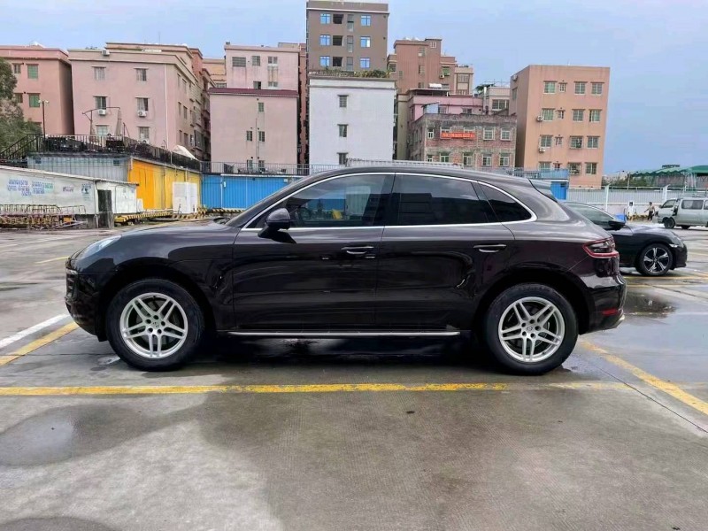 汕头18年保时捷Macan9