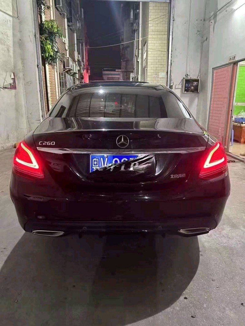 珠海21年奔驰C2