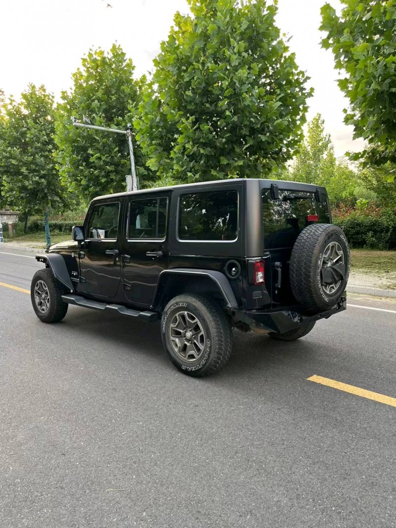 徐州18年Jeep牧马人7