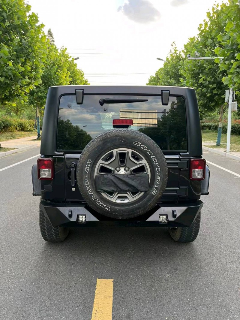 徐州18年Jeep牧马人9