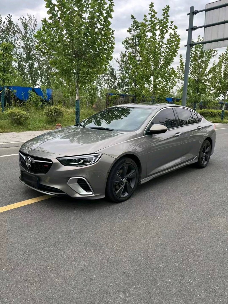 徐州18年别克君威3