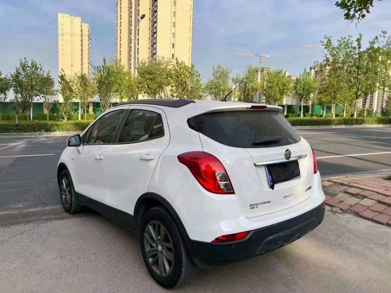 东营17年别克昂科拉8