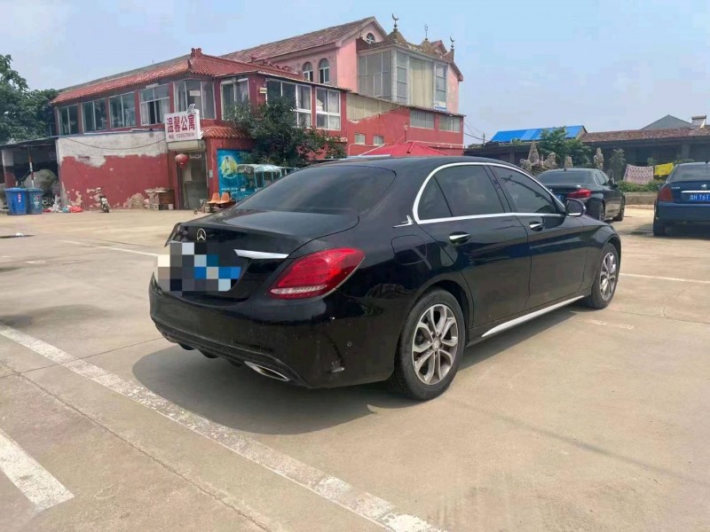 东营17年奔驰C4