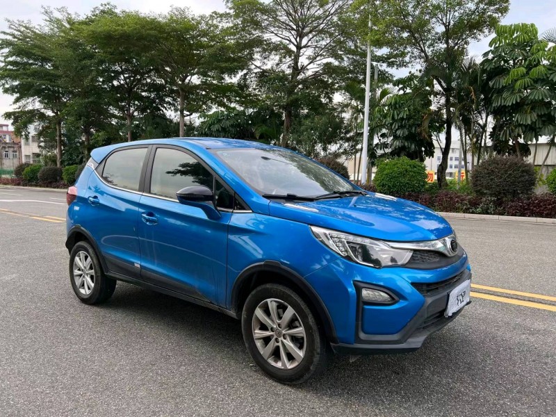 珠海18年比亚迪元2