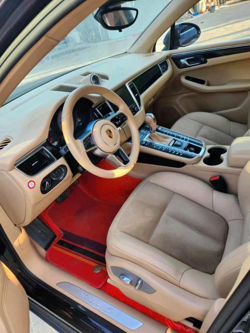 东营16年保时捷Macan6