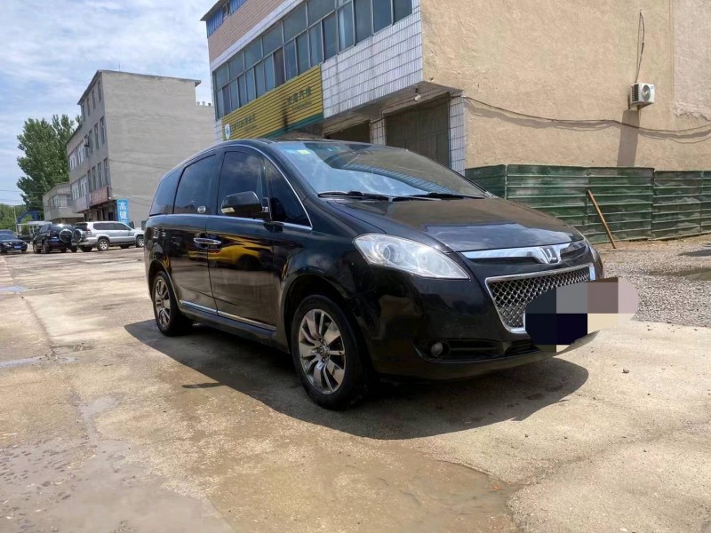 枣庄17年纳智捷大7 MPV3