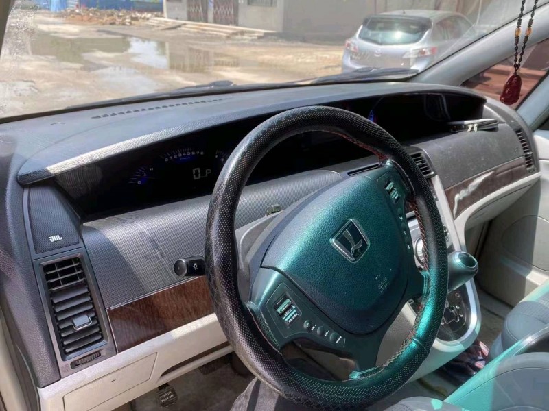 枣庄17年纳智捷大7 MPV9