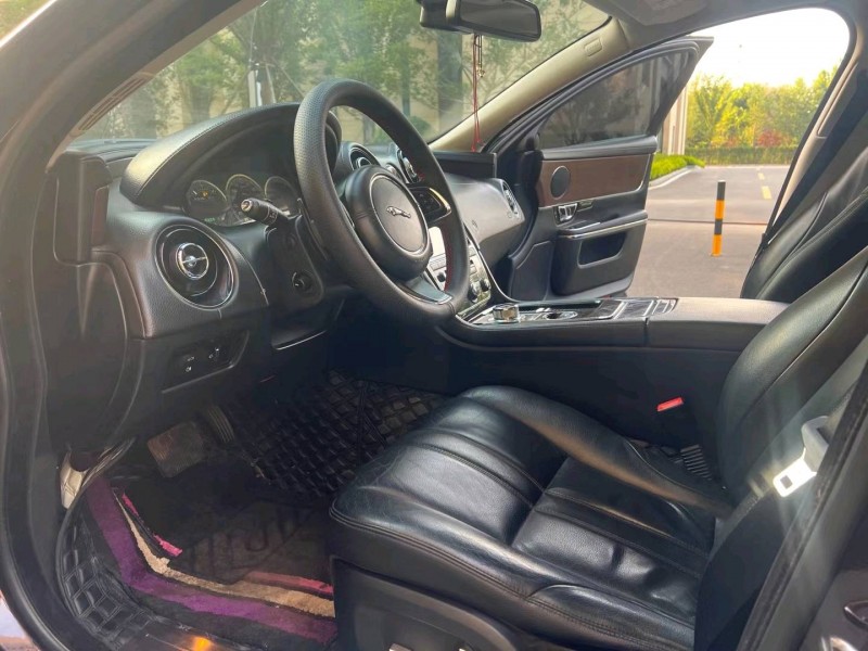 枣庄15年捷豹XJ6