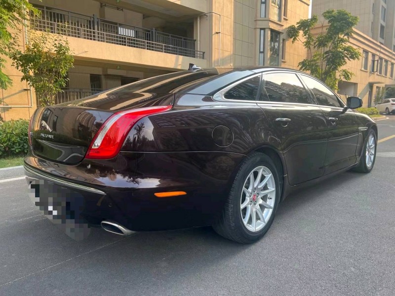 枣庄15年捷豹XJ8