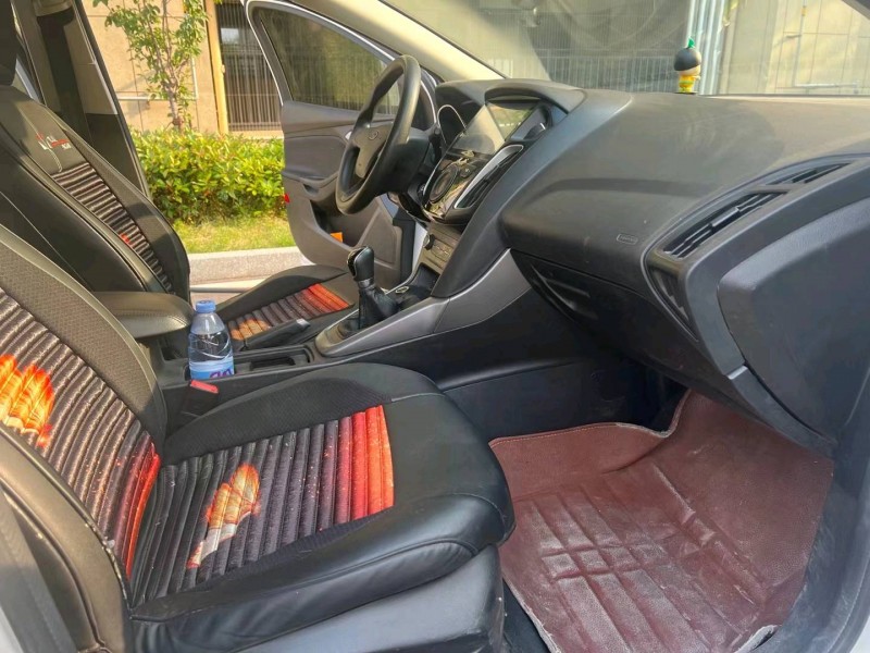 枣庄16年福特福克斯4