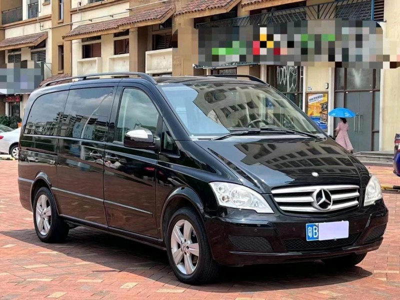 广州13年奔驰唯雅诺3