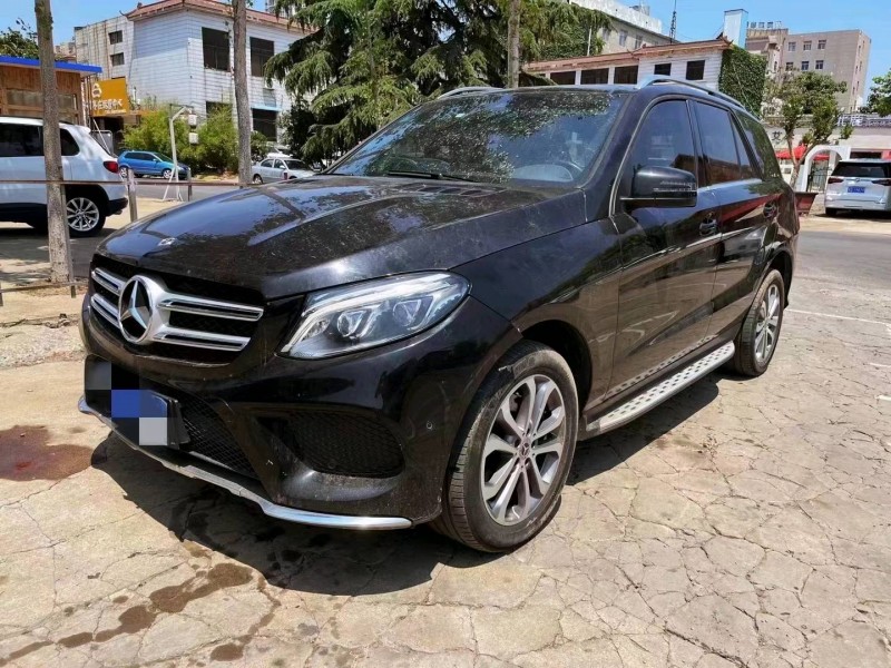 东营17年奔驰GLE3