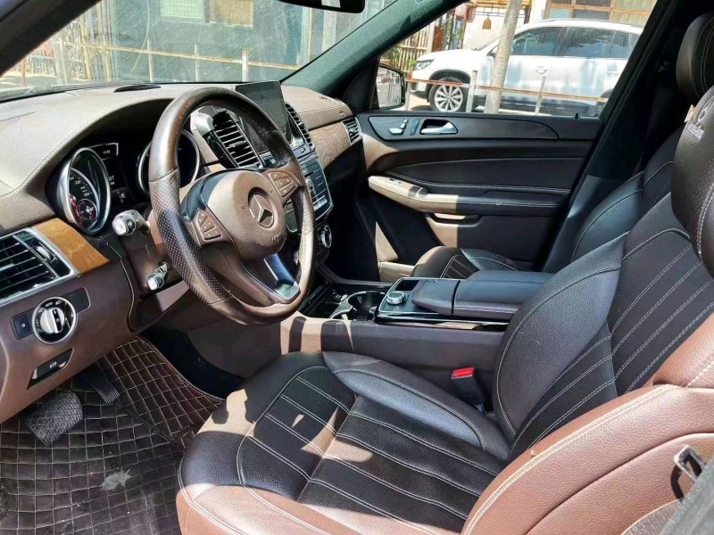 东营17年奔驰GLE5