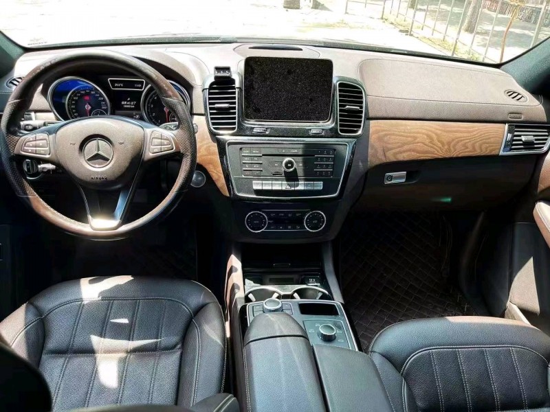 东营17年奔驰GLE6