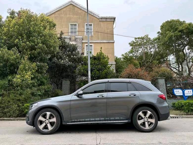 济宁16年奔驰GLC3