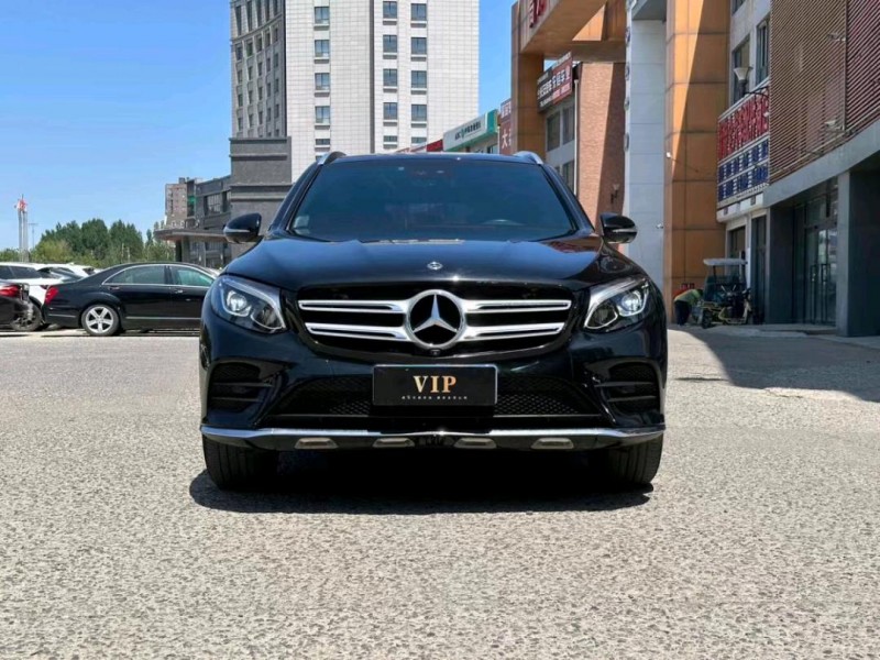 苏州19年奔驰GLC1