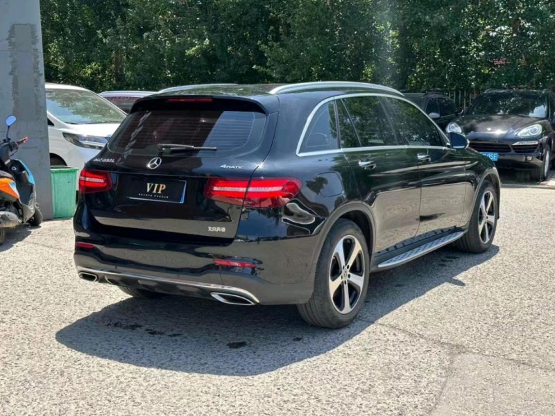 苏州19年奔驰GLC4