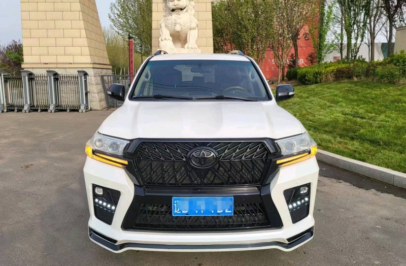 保定15年丰田兰德酷路泽1