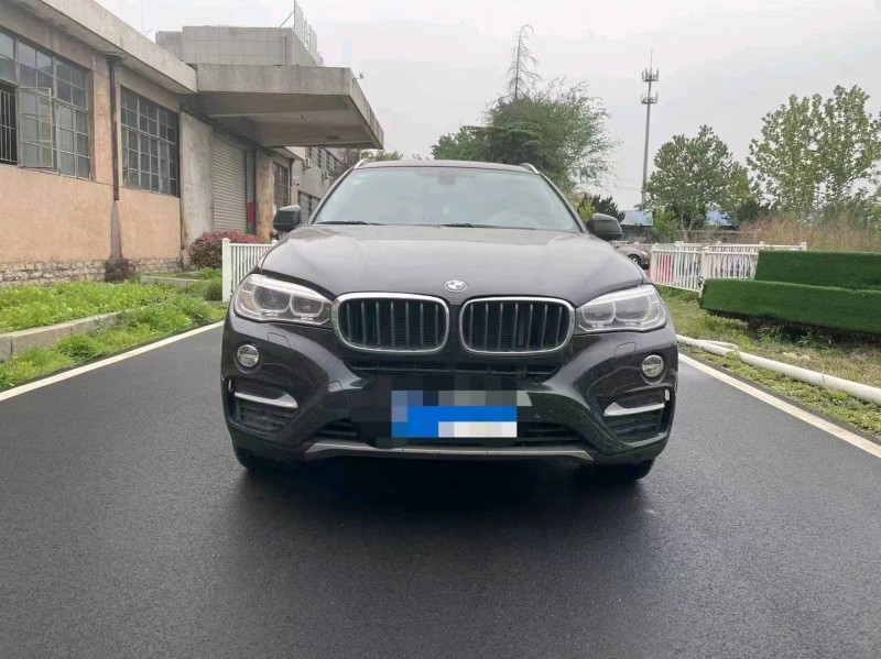 济南15年宝马X61