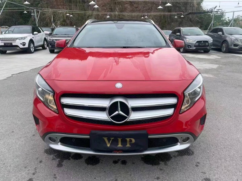 宜昌16年奔驰GLA1