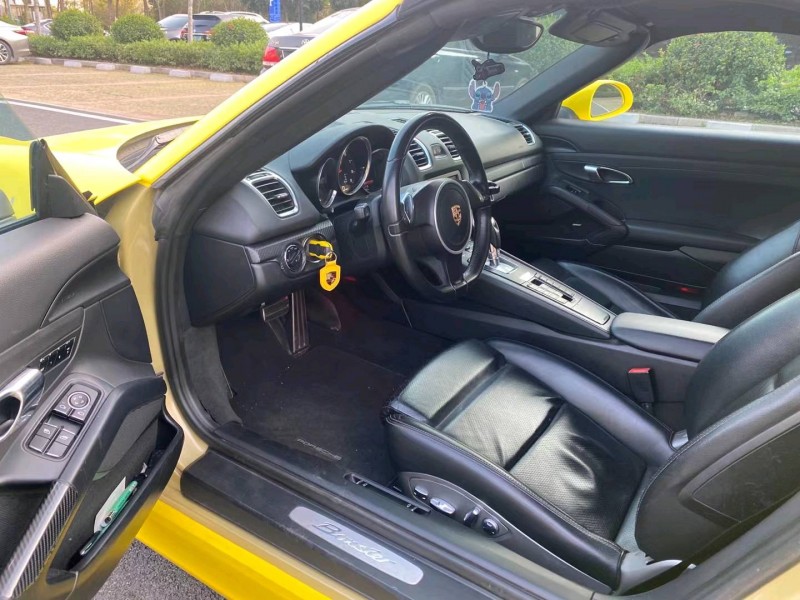 广州13年保时捷Boxster2