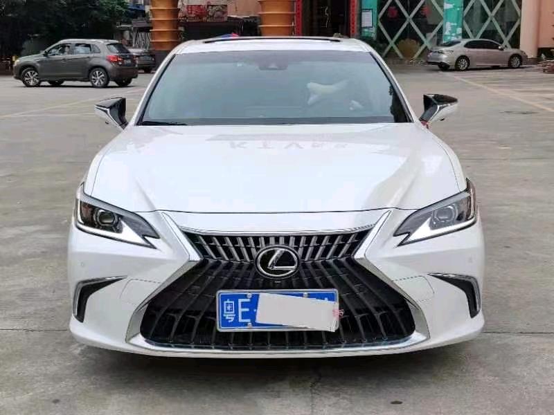 广州22年雷克萨斯ES1