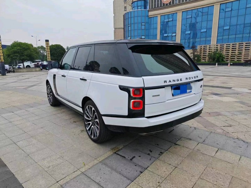 武汉17年路虎揽胜行政6