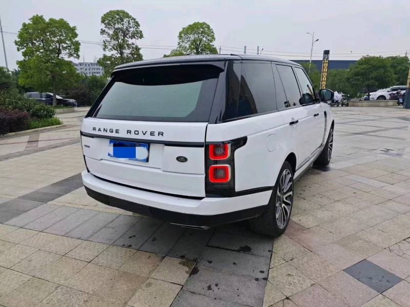 武汉17年路虎揽胜行政7