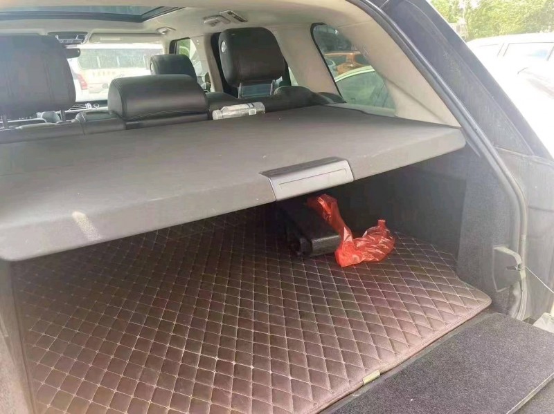 济宁17年路虎揽胜行政5