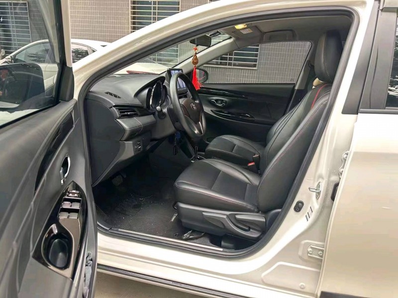 珠海21年丰田YARiS L 致炫9