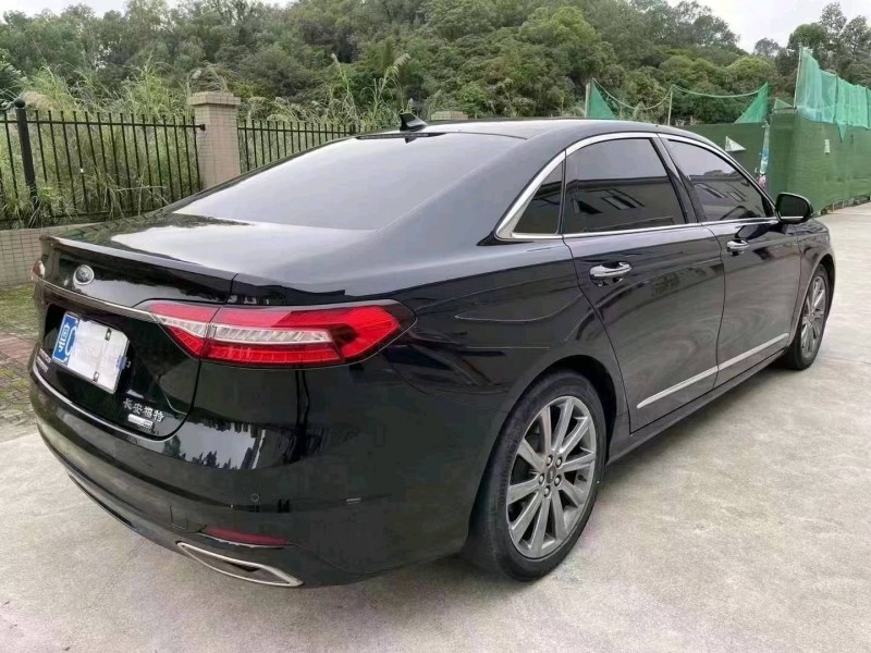 汕头21年福特金牛座8