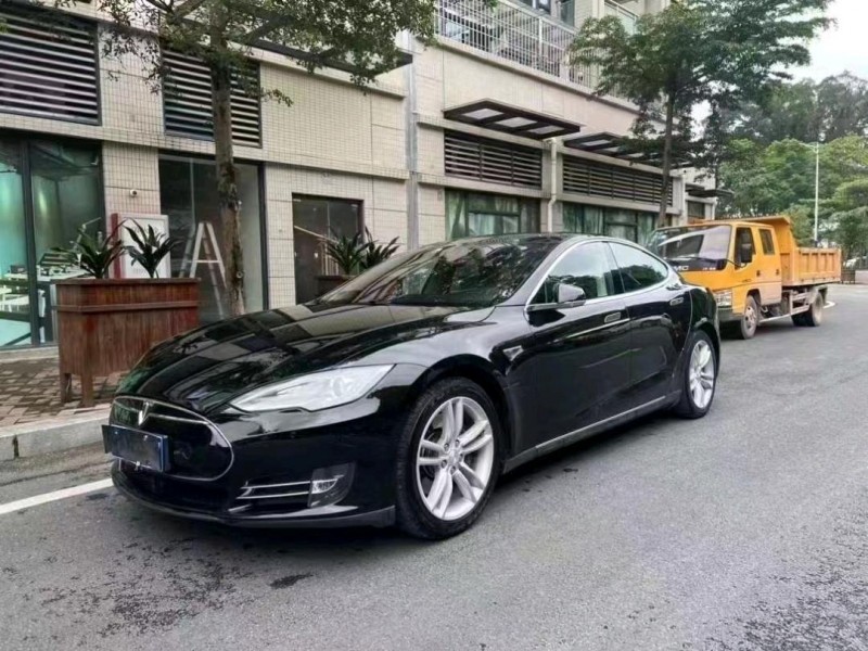珠海15年特斯拉MODEL S2