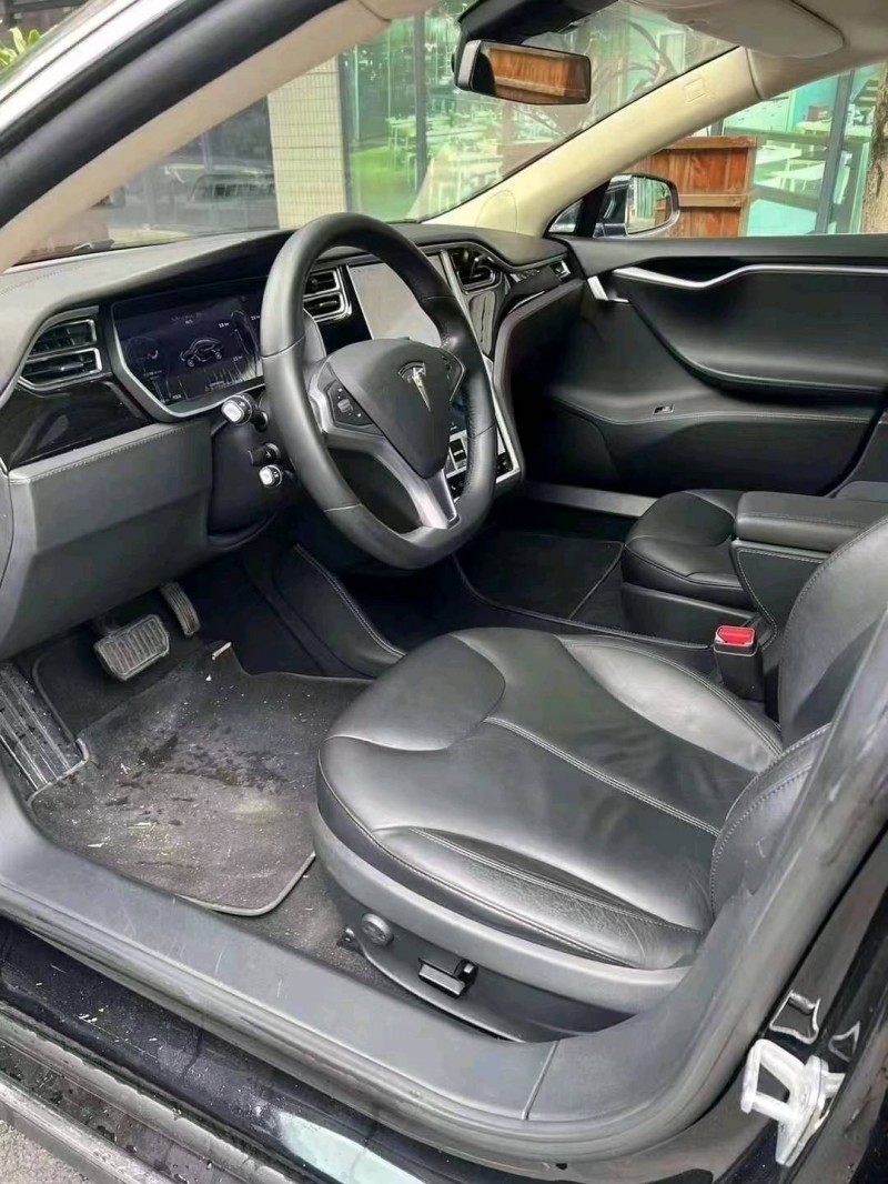 珠海15年特斯拉MODEL S4