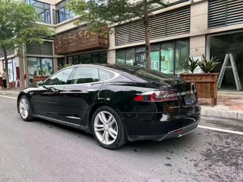 珠海15年特斯拉MODEL S9