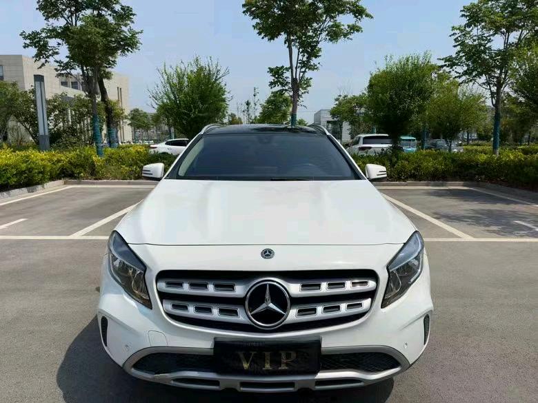 盐城18年奔驰GLA1